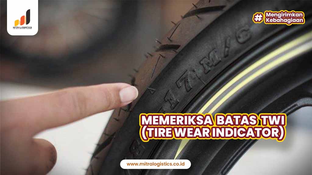 Memeriksa Batas TWI (Tire Wear Indicator)